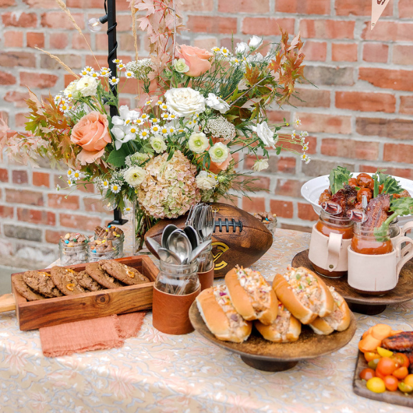 Amara Pedestal Tray