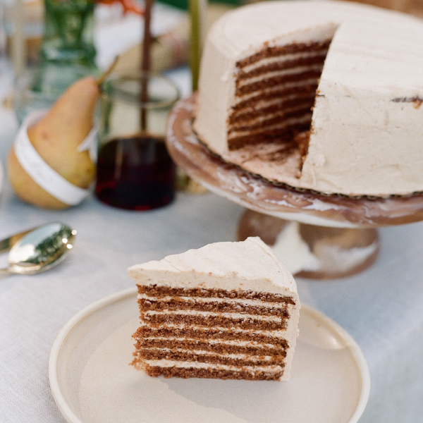 Hugo Brown Swirled Resin Cake Stand